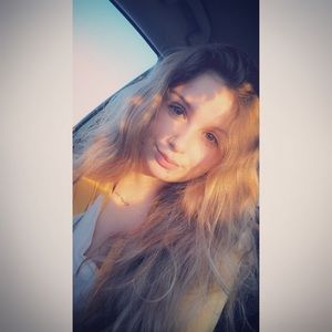 Meet your Posher, Faith